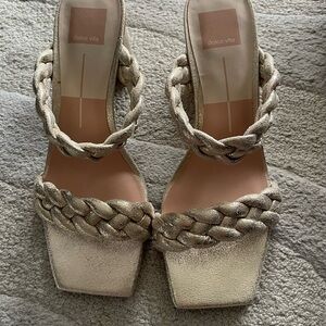 Dolce Vita Paily - brand new!